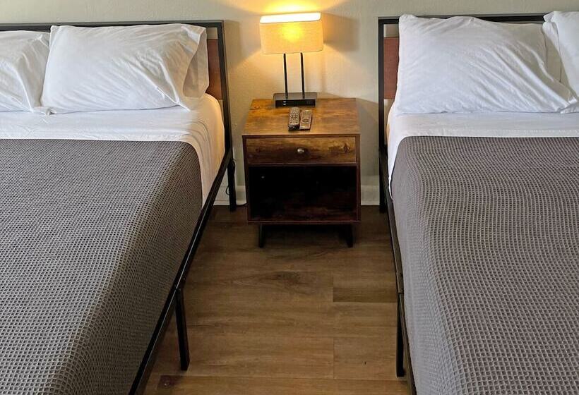 فندق Red Carpet Inn   Houma