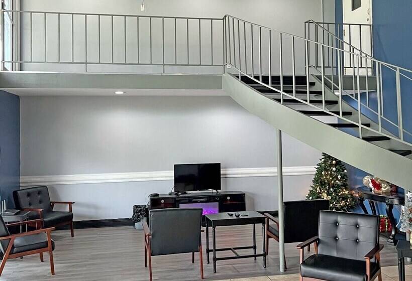 فندق Red Carpet Inn   Houma