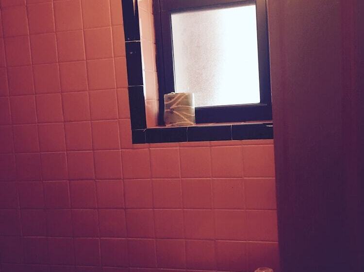 فندق Red Carpet Inn Brooklawn