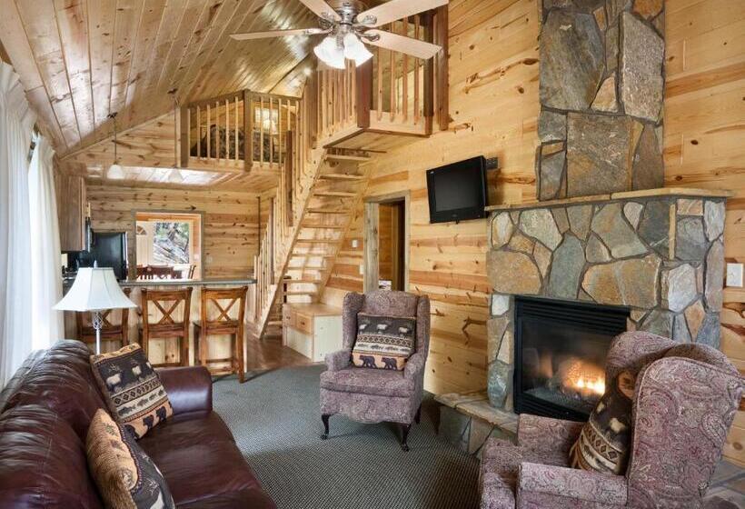 בית מלון כפרי Rock Crest Lodge And Cabins