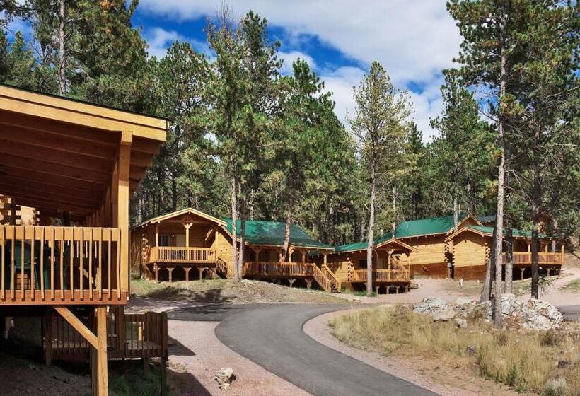 هتل Rock Crest Lodge And Cabins