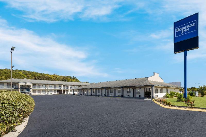 فندق Rodeway Inn