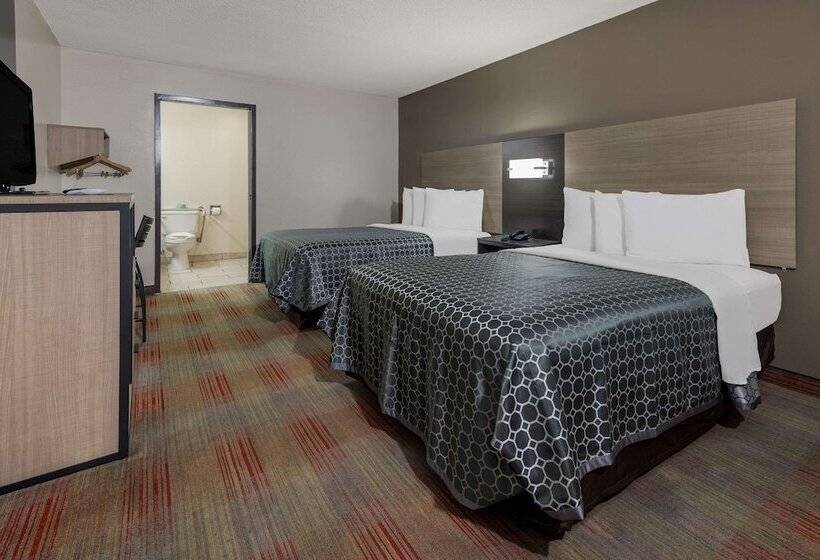 فندق Rodeway Inn