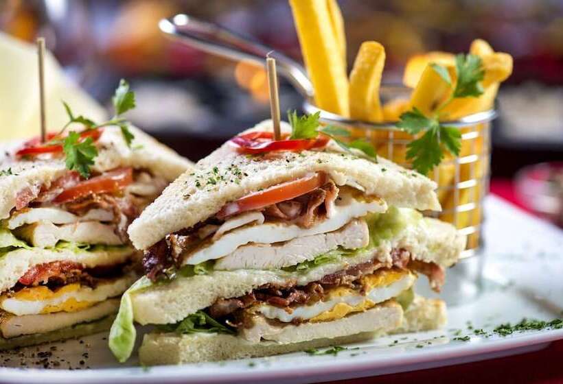 בית מלון כפרי Royal Club