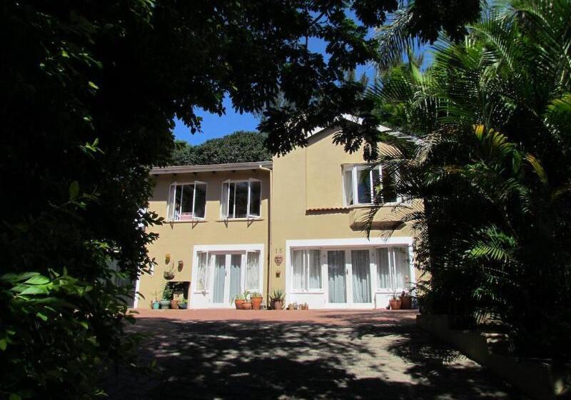 فندق The Saffron House