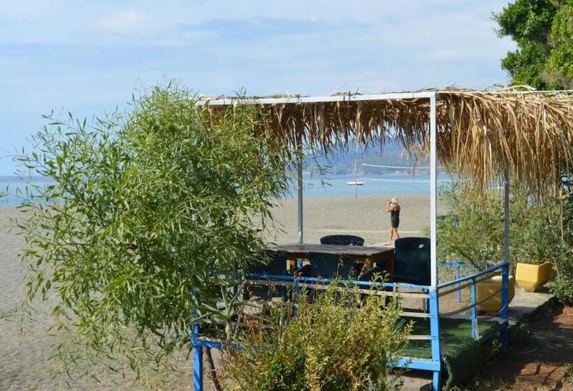 هتل Bülent Kocabaş Selinus Beach Club