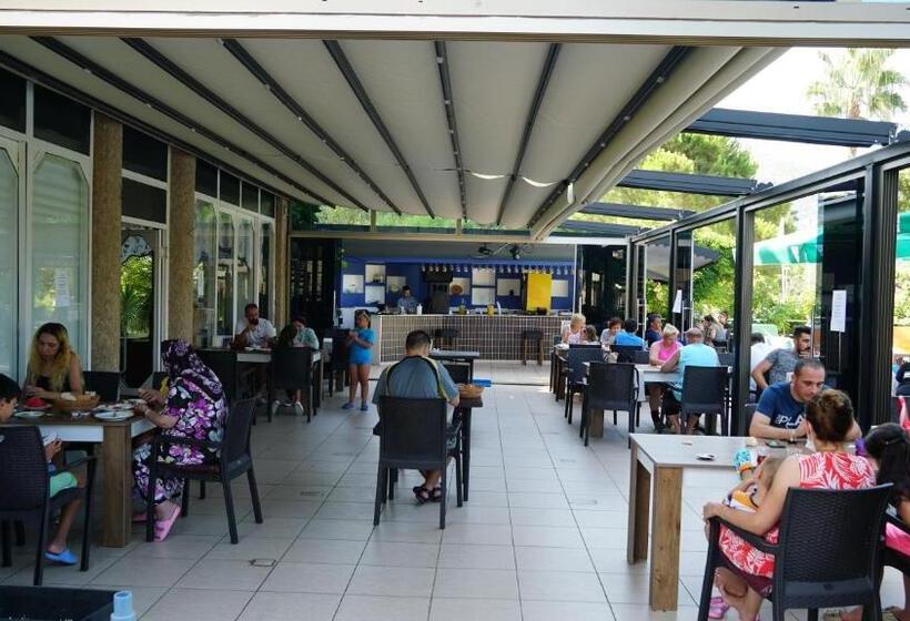 هتل Bülent Kocabaş Selinus Beach Club