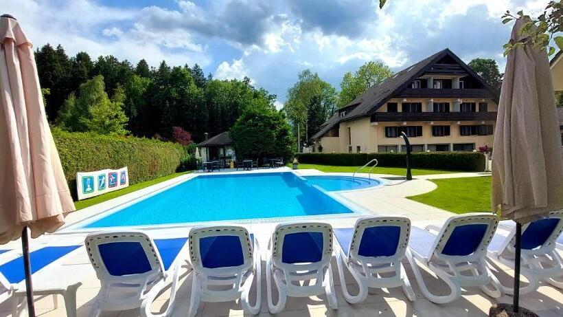 هتل Sport Manca Garni