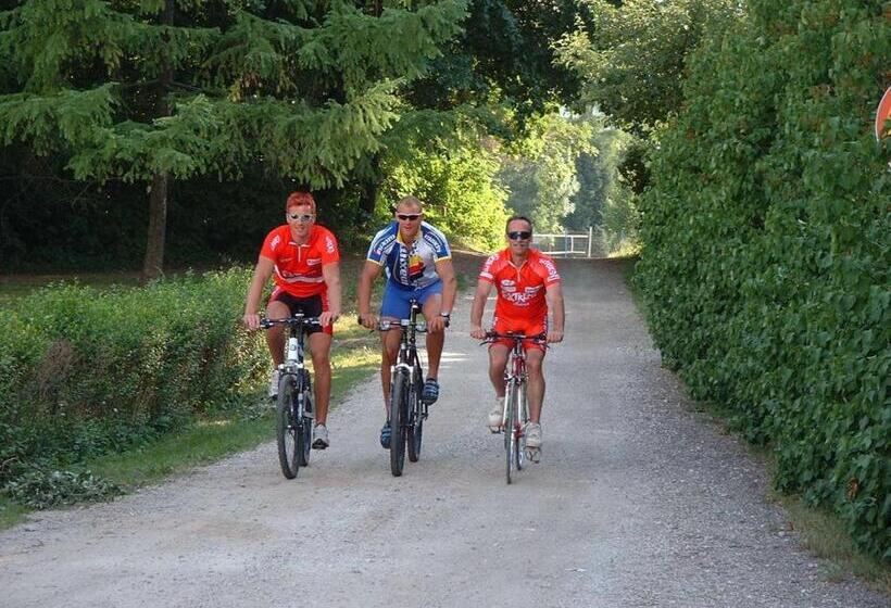 هتل Sport Manca Garni