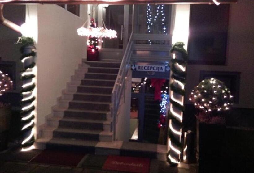 هتل Sport Manca Garni