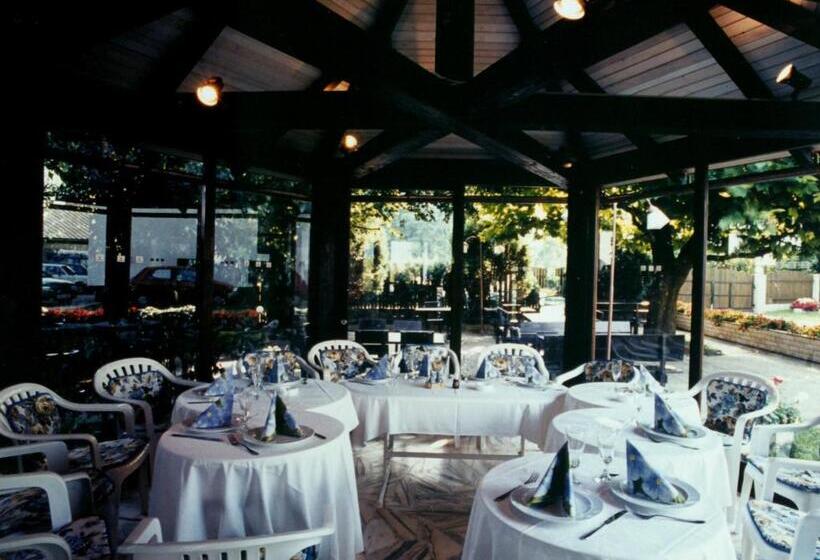 هتل Sport Manca Garni