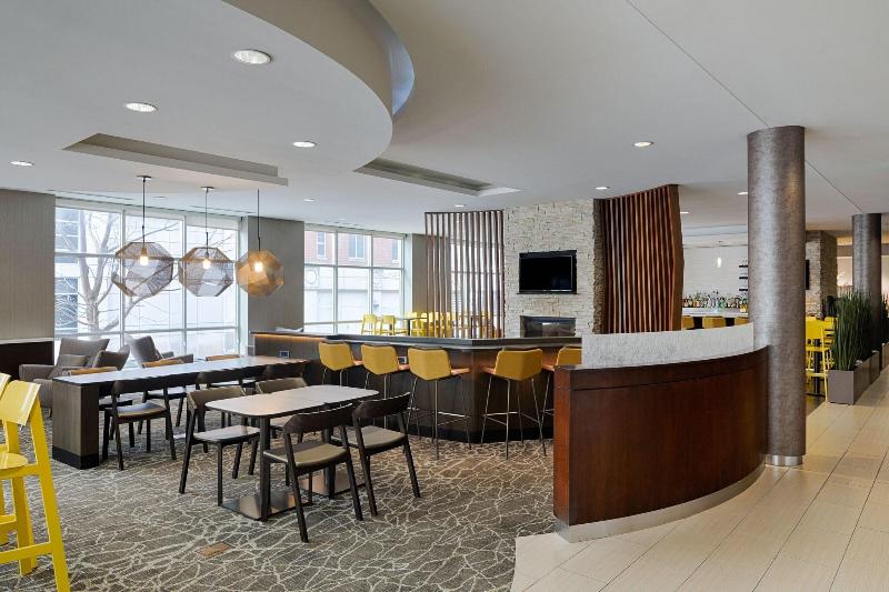 ホテル Springhill Suites By Marriott Bloomington