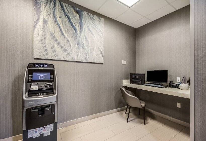 فندق Springhill Suites By Marriott Enid