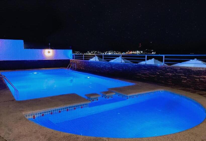 ホテル Star Manzanillo