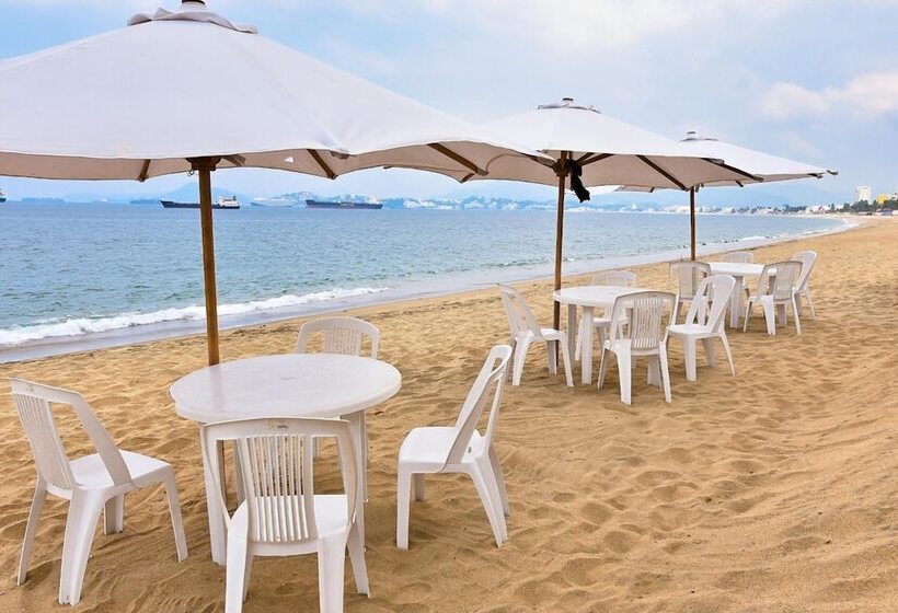 ホテル Star Manzanillo