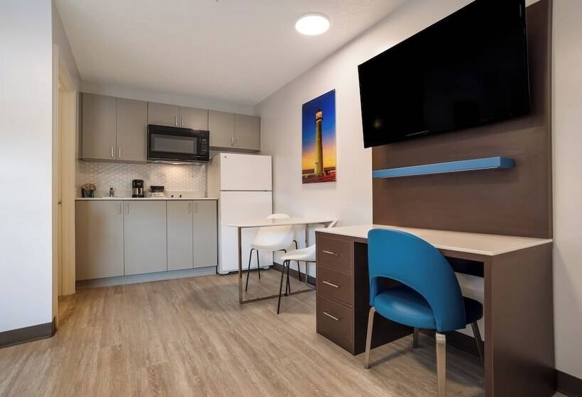 בית מלון כפרי Suburban Studios Biloxi North Area