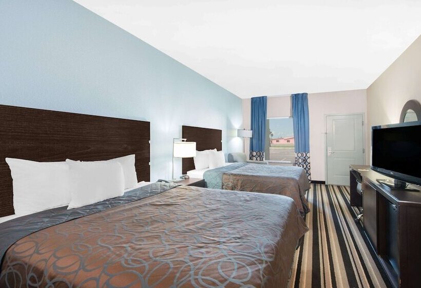 בית מלון כפרי Super 8 By Wyndham Dilley Tx