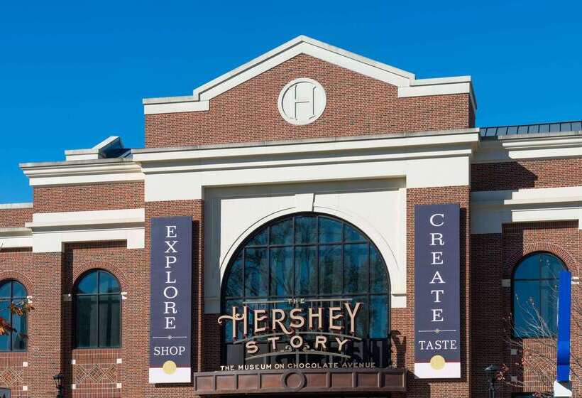 فندق Super 8 By Wyndham Harrisburg Hershey North