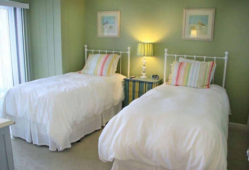 Surfside Hotel And Suites