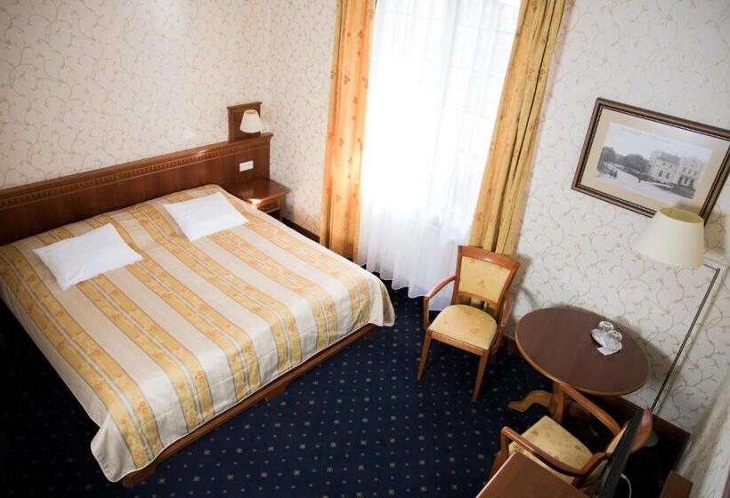 فندق Sv. Ludmila