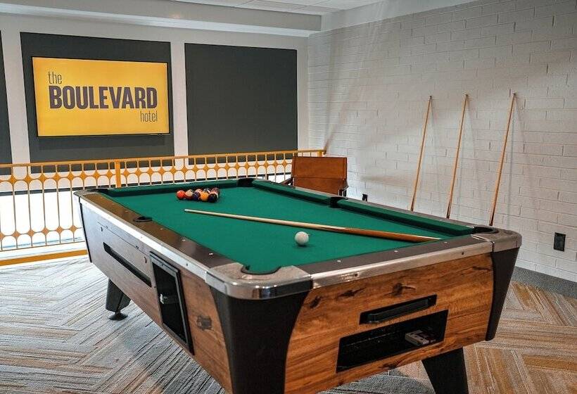 酒店 The Boulevard