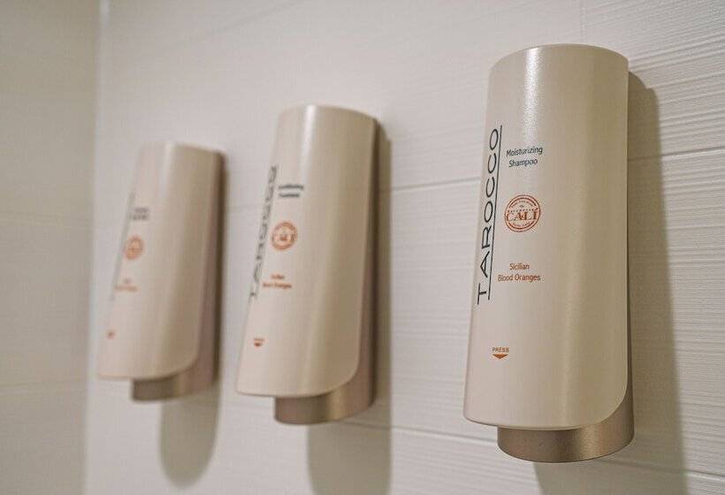 酒店 The Boulevard