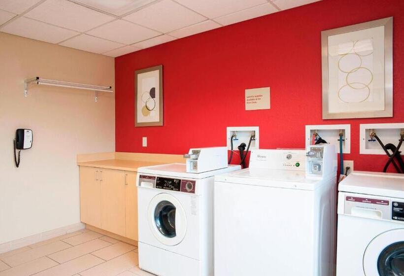 בית מלון כפרי Towneplace Suites Des Moines Urbandale