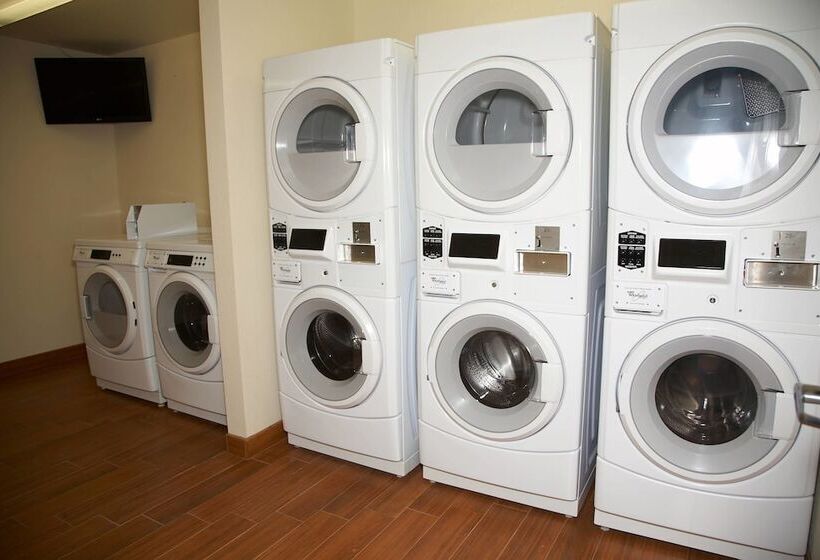 בית מלון כפרי Towneplace Suites By Marriott Hobbs