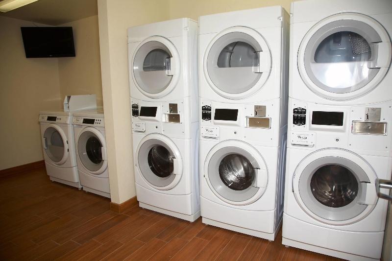 בית מלון כפרי Towneplace Suites By Marriott Hobbs