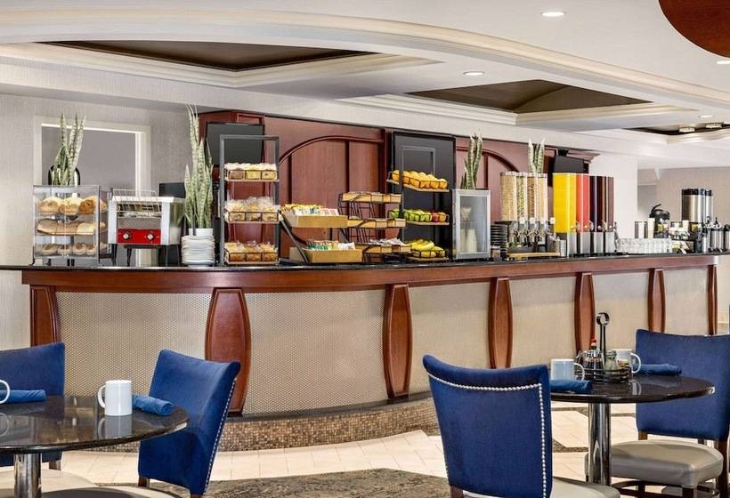 Viana Hotel And Spa, Trademark Collection By Wyndham