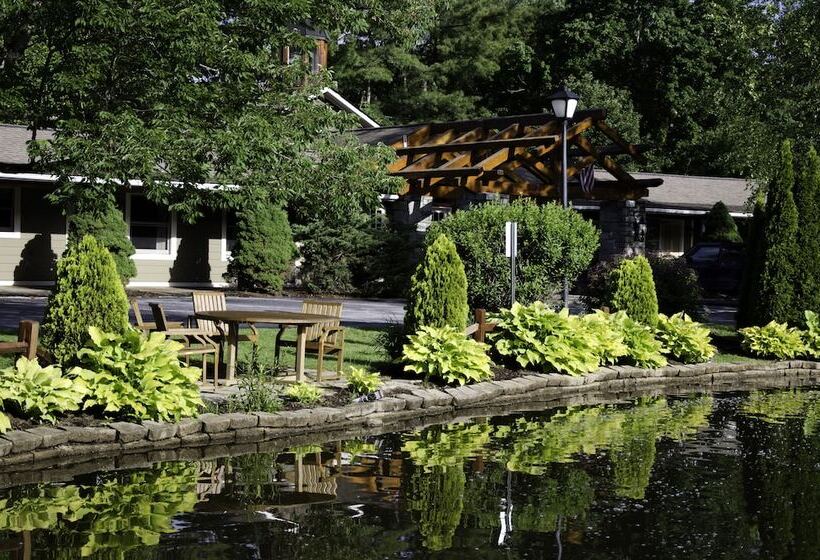 فندق Village Inn   Blowing Rock