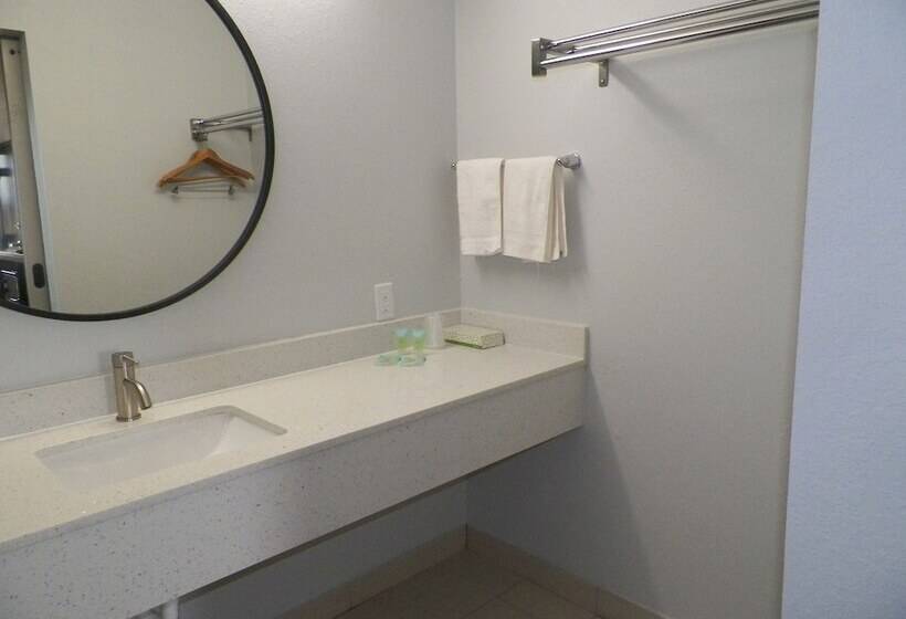 Отель Walnut Inn