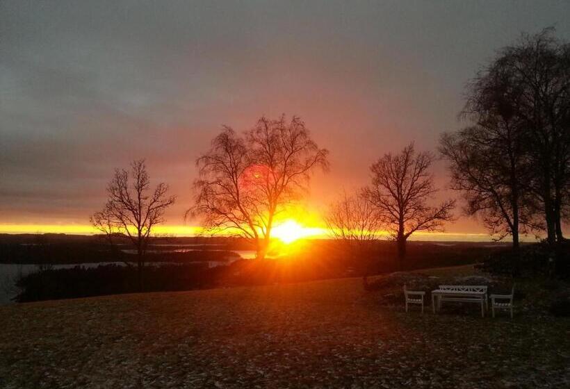 בית מלון כפרי Westland