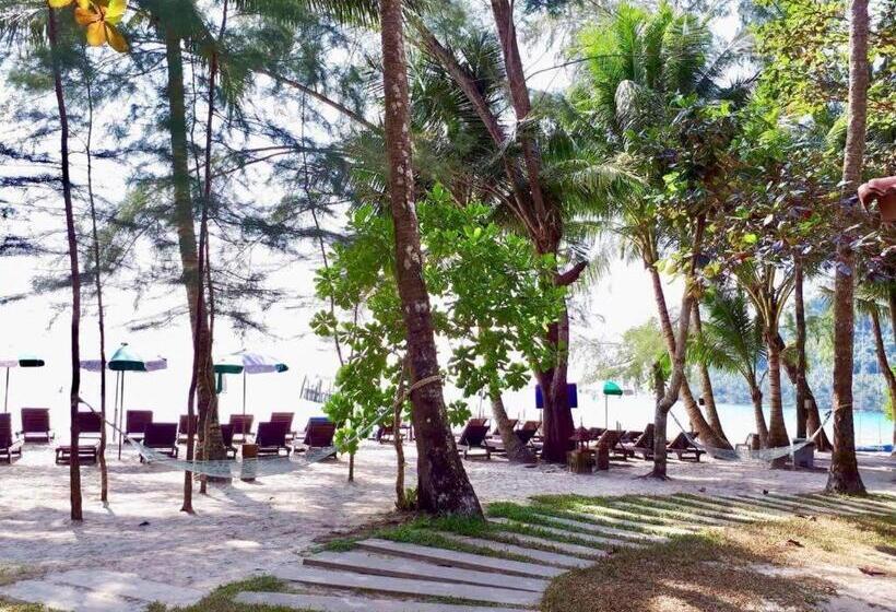 Ko Kut Ao Phrao Beach Resort