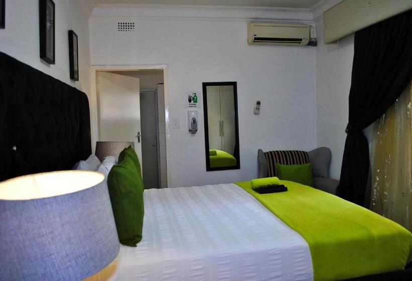 Lapologa Bed & Breakfast