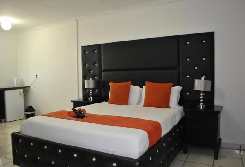 Lapologa Bed & Breakfast