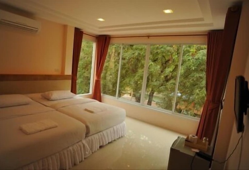 Magic House Hostel