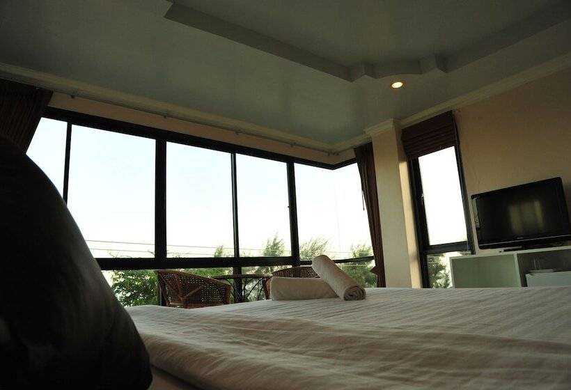 Magic House Hostel
