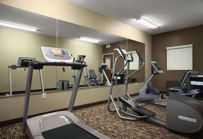 בית מלון כפרי Sonesta Essential Fairmont