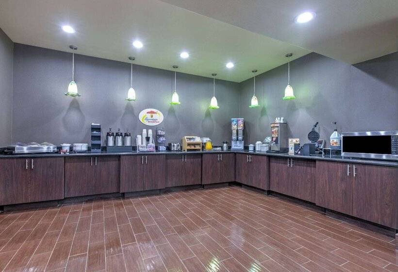 מוטל Super 8 By Wyndham Karnes City