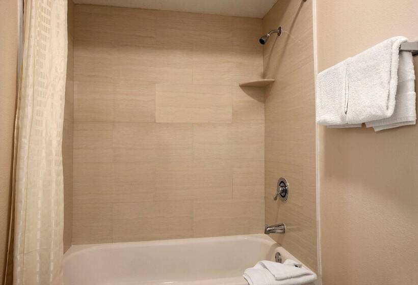 فندق على الطريق Super 8 By Wyndham Rahway/newark