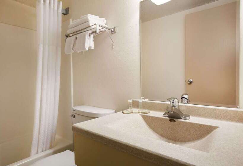 فندق على الطريق Super 8 By Wyndham Williston Nd