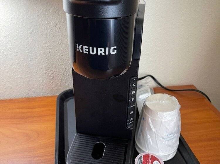 فندق على الطريق Super 8 By Wyndham Williston Nd