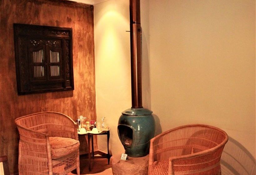 Olive Garden Country Lodge