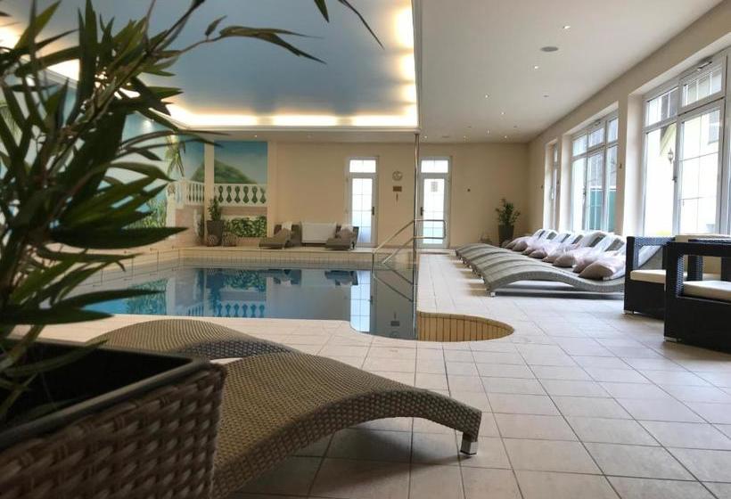 בית מלון כפרי Park Na Baracke