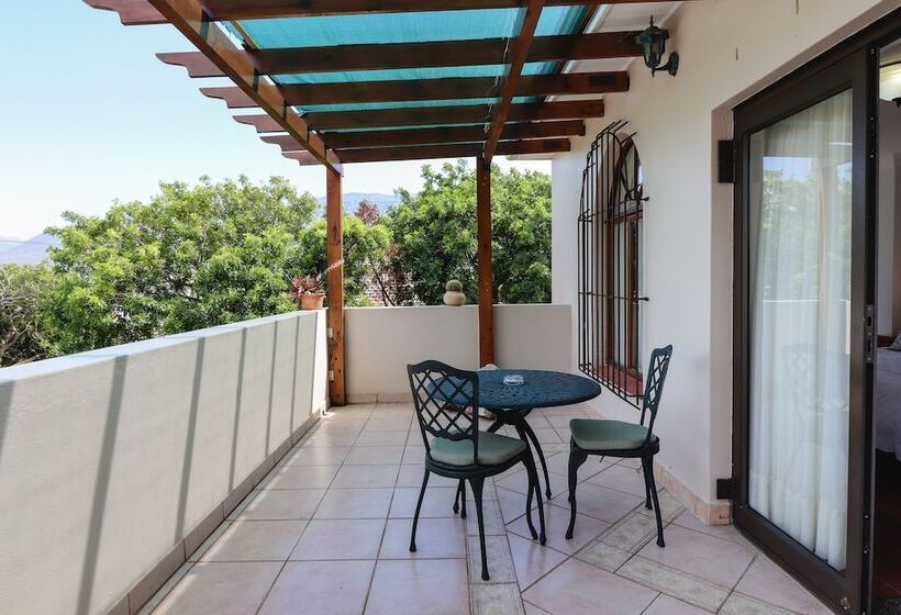 بنسيون A Tuscan Villa Guest House