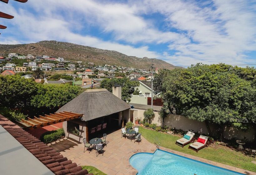 بنسيون A Tuscan Villa Guest House