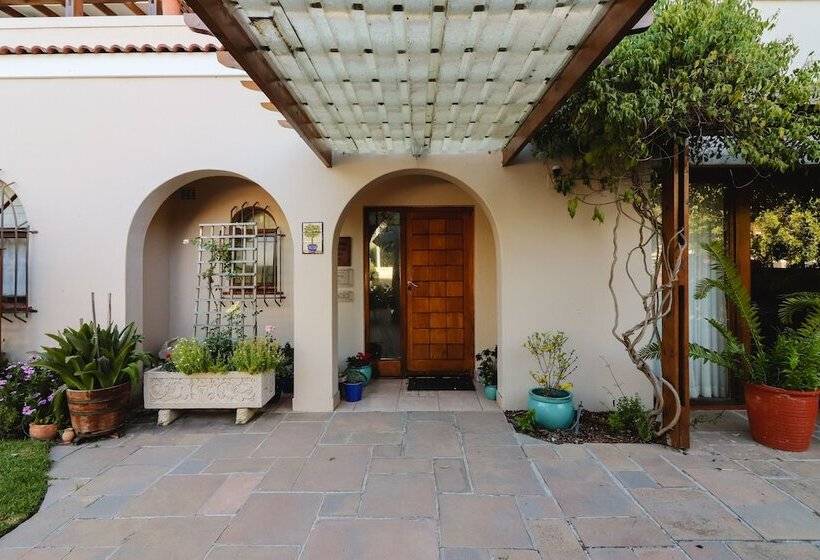 بنسيون A Tuscan Villa Guest House