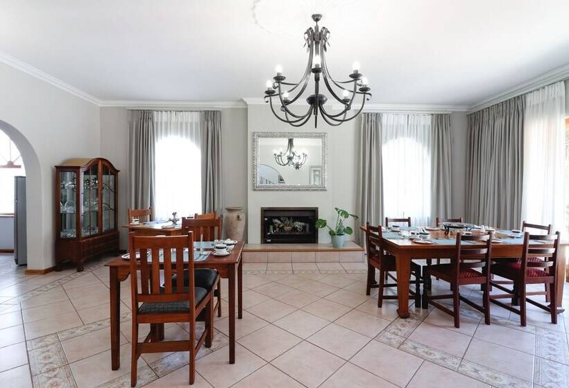 بنسيون A Tuscan Villa Guest House