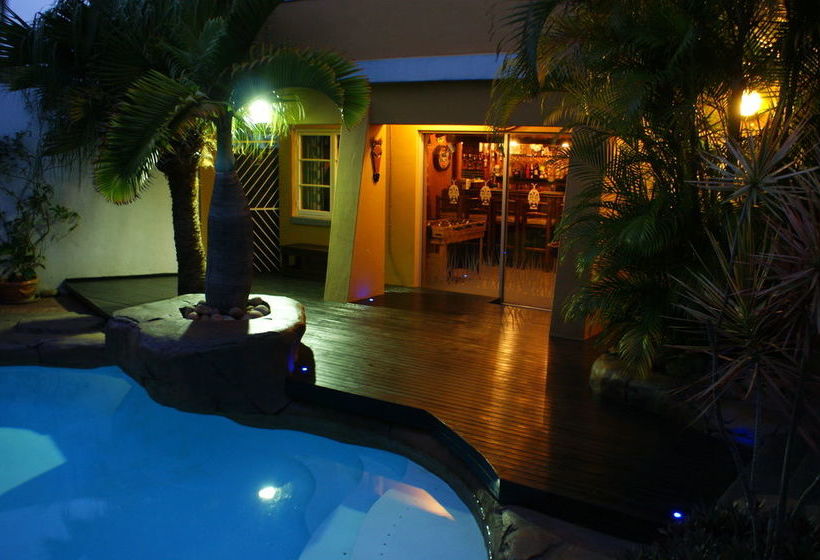 פנסיון Africa Regent Guest House